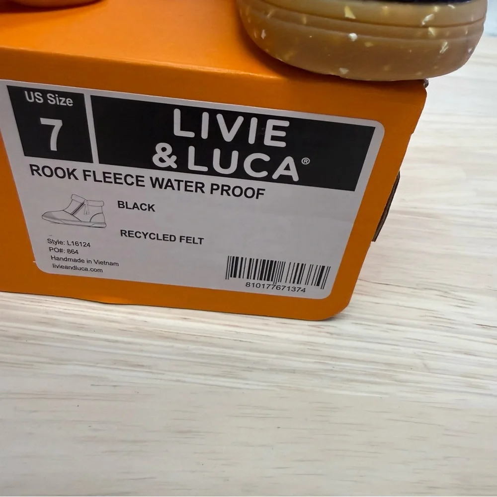 New! Livie & Luca toddler waterproof rook fleece felt boots